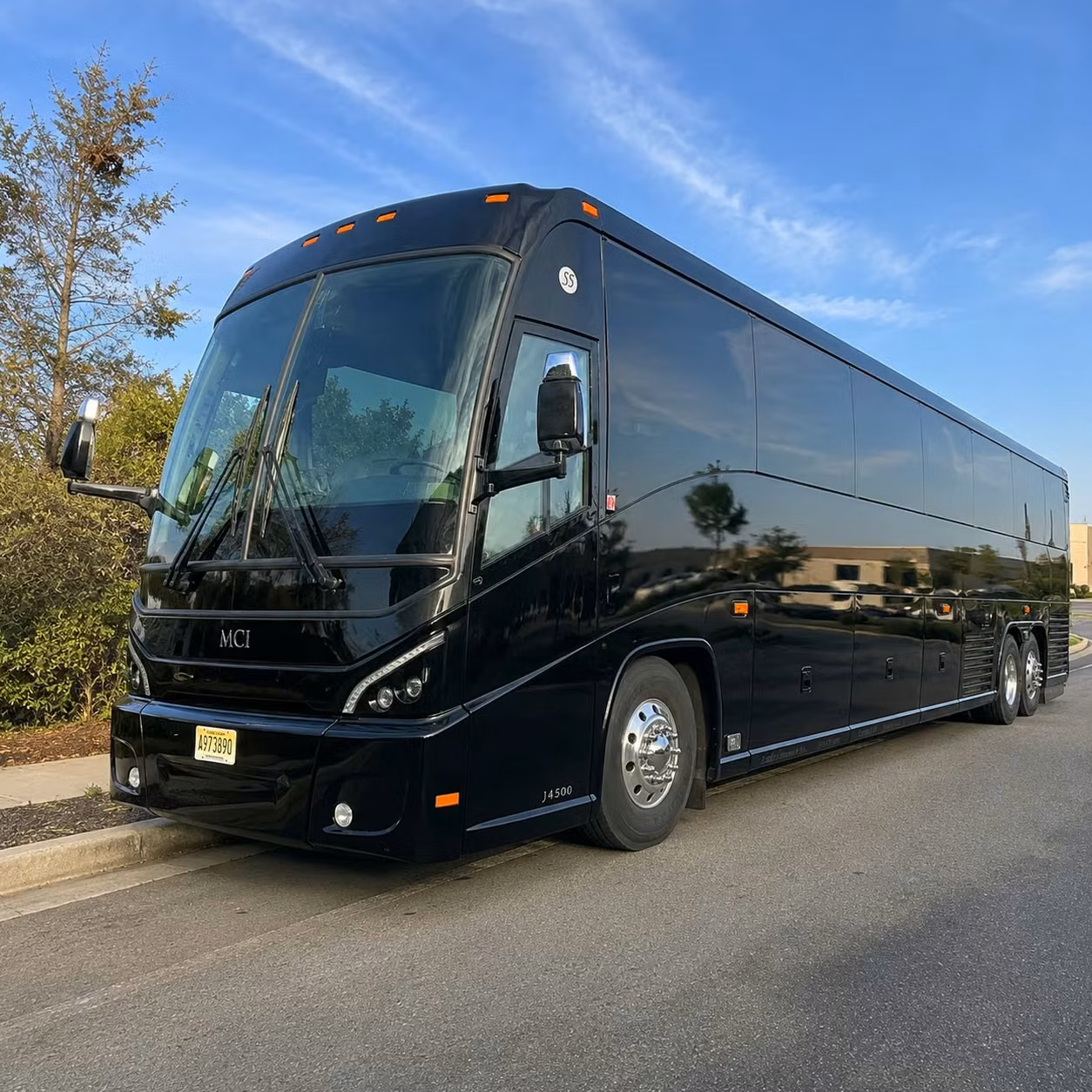 baldwinparkcharterbus com is the go to for metrolink and transit connection shuttles in baldwin park
