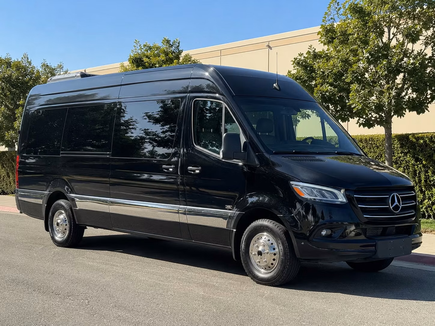 prom homecoming transportation services in baldwin park