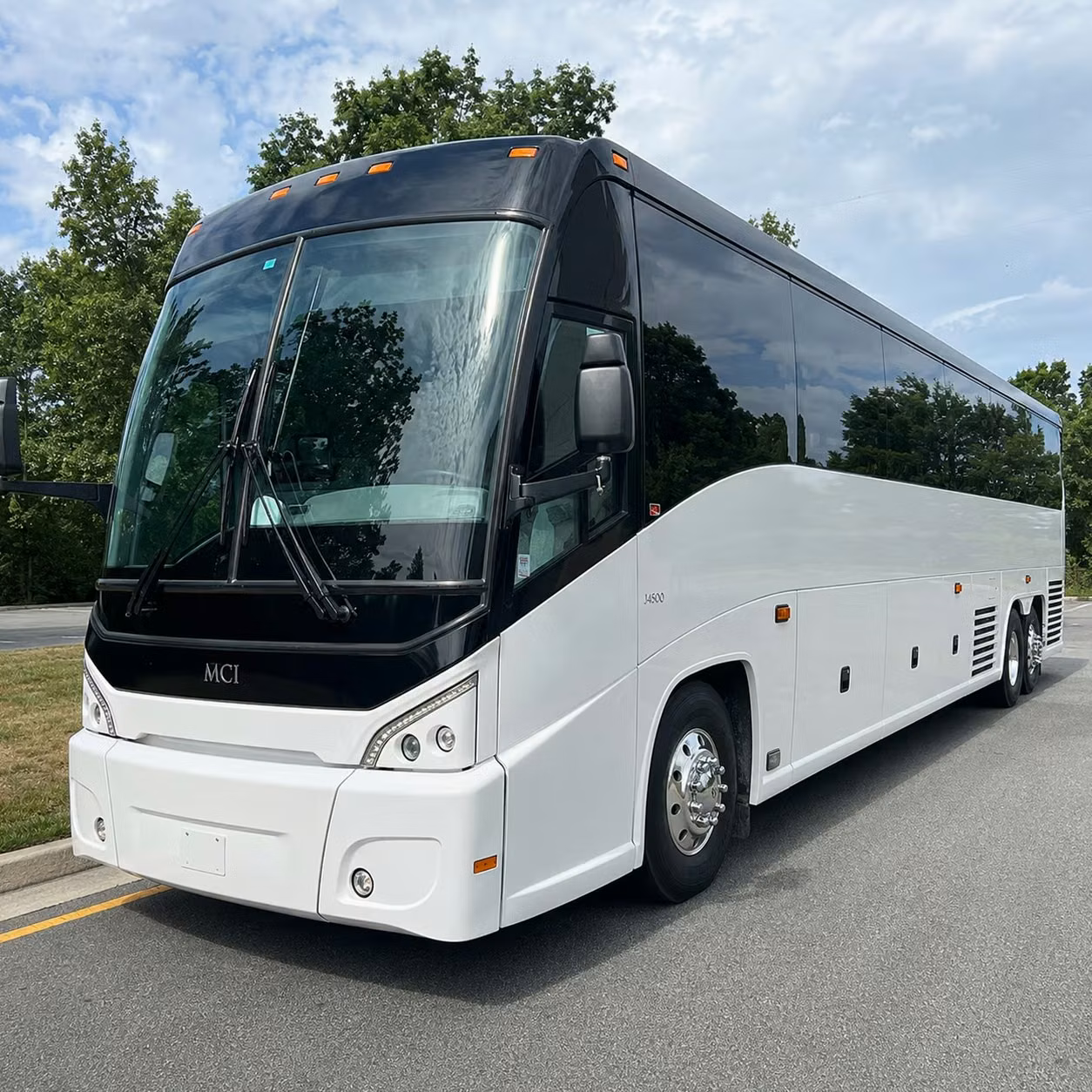 recurring employee agency shuttle services for baldwin park government departments